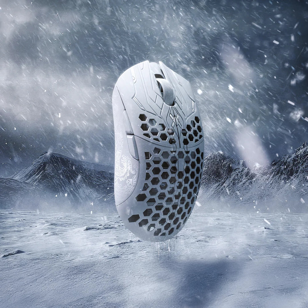 Finalmouse ULX Frostlord 8K CF Wireless
