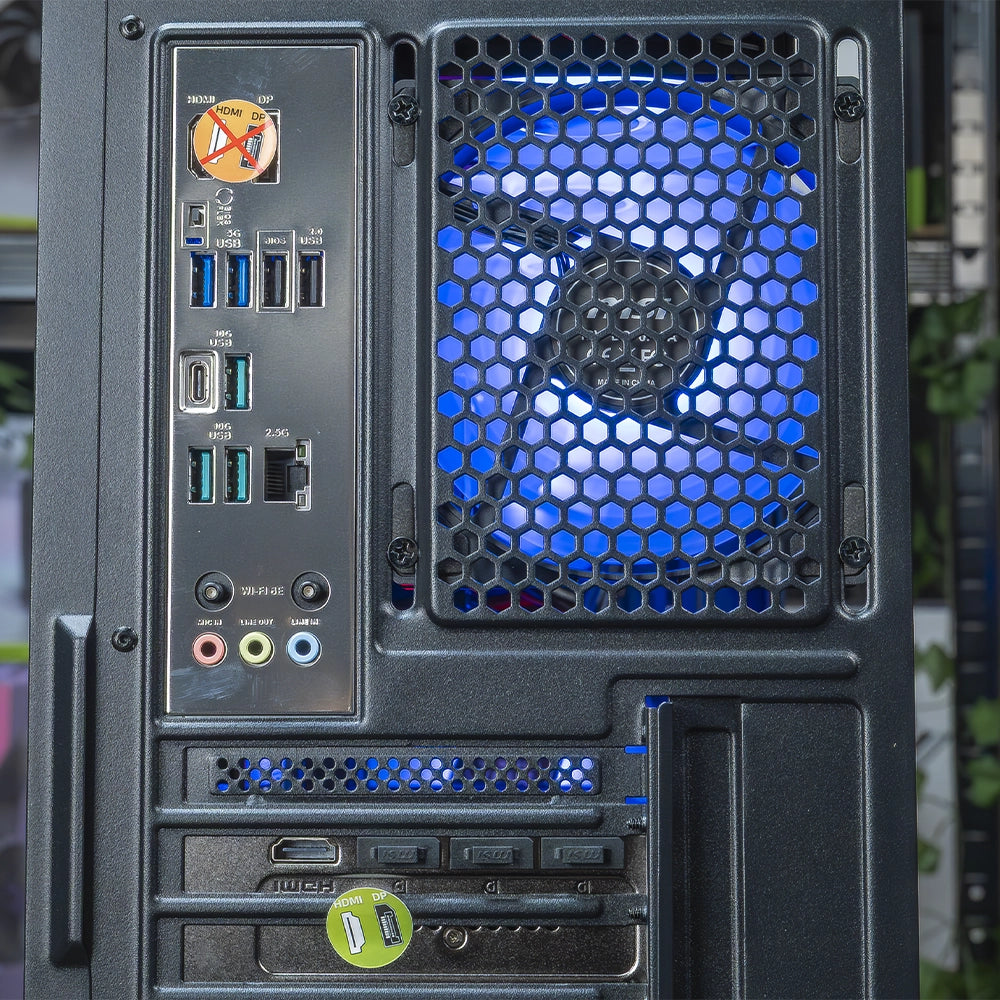 FlowUp Master - RTX 5070Ti 16GB - AMD Ryzen 7 7800X3D - 32GB DDR5 - SSD 1TB