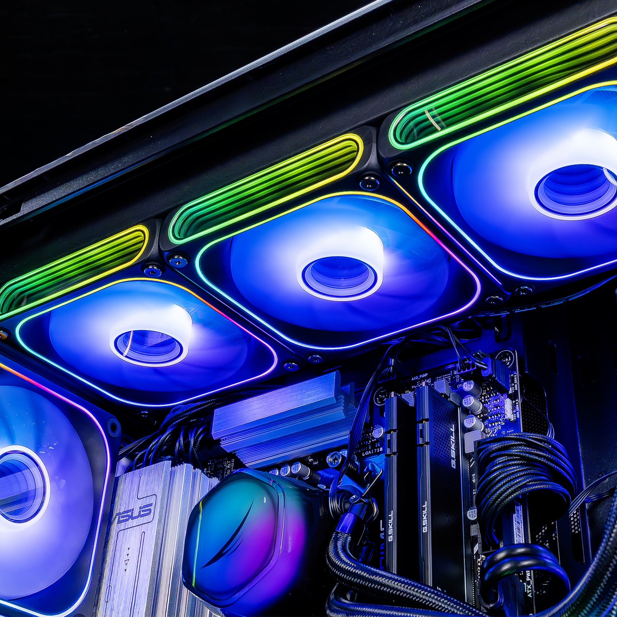 FlowUp Challenger - RTX 5080 16GB - AMD Ryzen 7 9800X3D - 32GB DDR5 - SSD 1TB