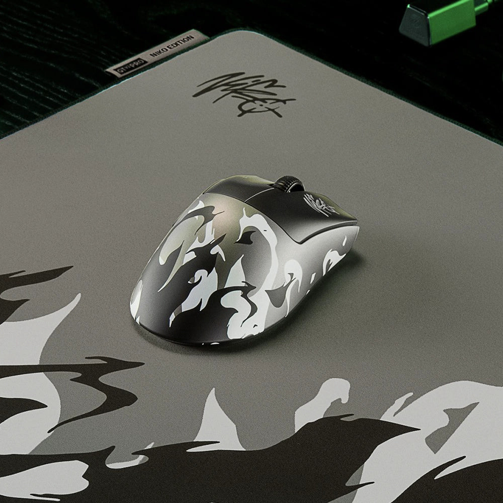 Razer DeathAdder V4 Pro Wireless NiKo Edition