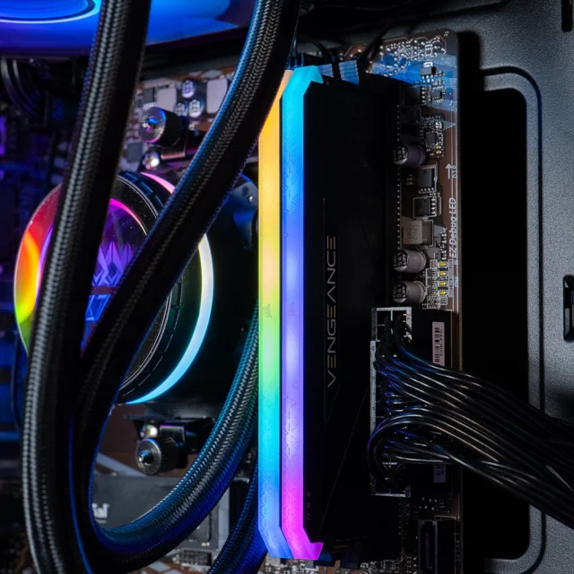 Flowup Lvl 1 Rtx 3050 Ryzen 5 5600 16Go Ddr4 Ssd 1To 7 New