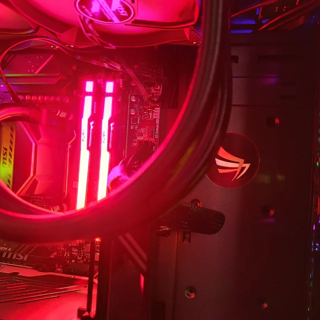 E Ven Eternity Rtx 5050 Amd Ryzen 7 5700X 32Go Ddr4 3600Mhz Ssd 1To 4