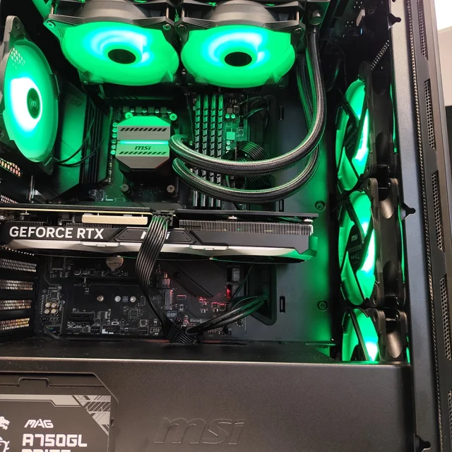 E Ven Gaia Rtx 5070 Amd Ryzen 5 7500F 32Go Ddr5 6000Mhz Ssd 1To 3