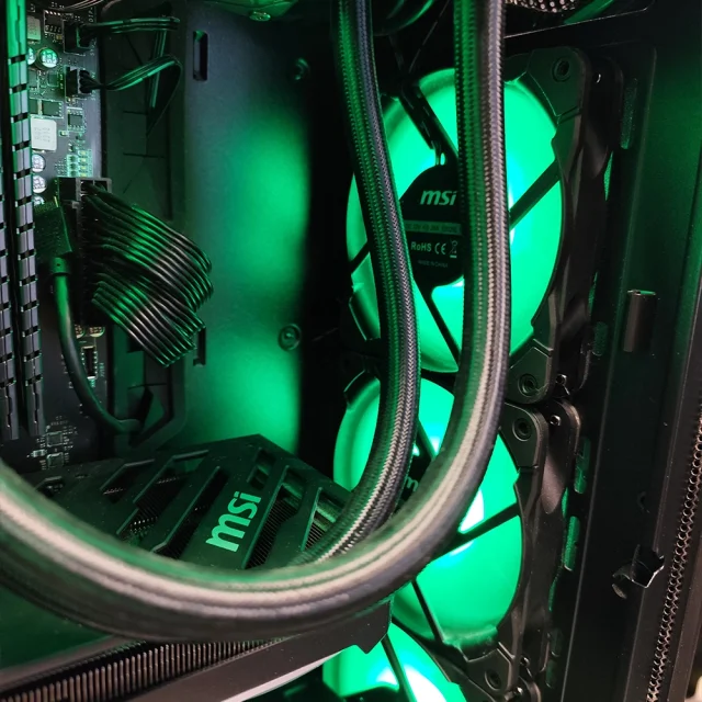 E Ven Gaia Rtx 5070 Amd Ryzen 5 7500F 32Go Ddr5 6000Mhz Ssd 1To 4