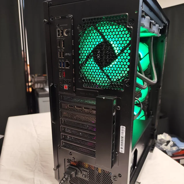 E Ven Gaia Rtx 5070 Amd Ryzen 5 7500F 32Go Ddr5 6000Mhz Ssd 1To 5