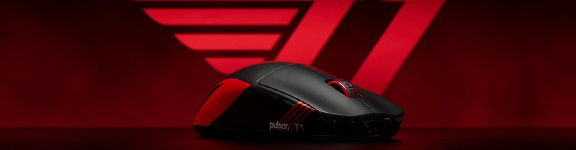 Pulsar Collab Series Banner Superglide V3 Tapis de Souris en Verre XL Bruce Lee 85th ED