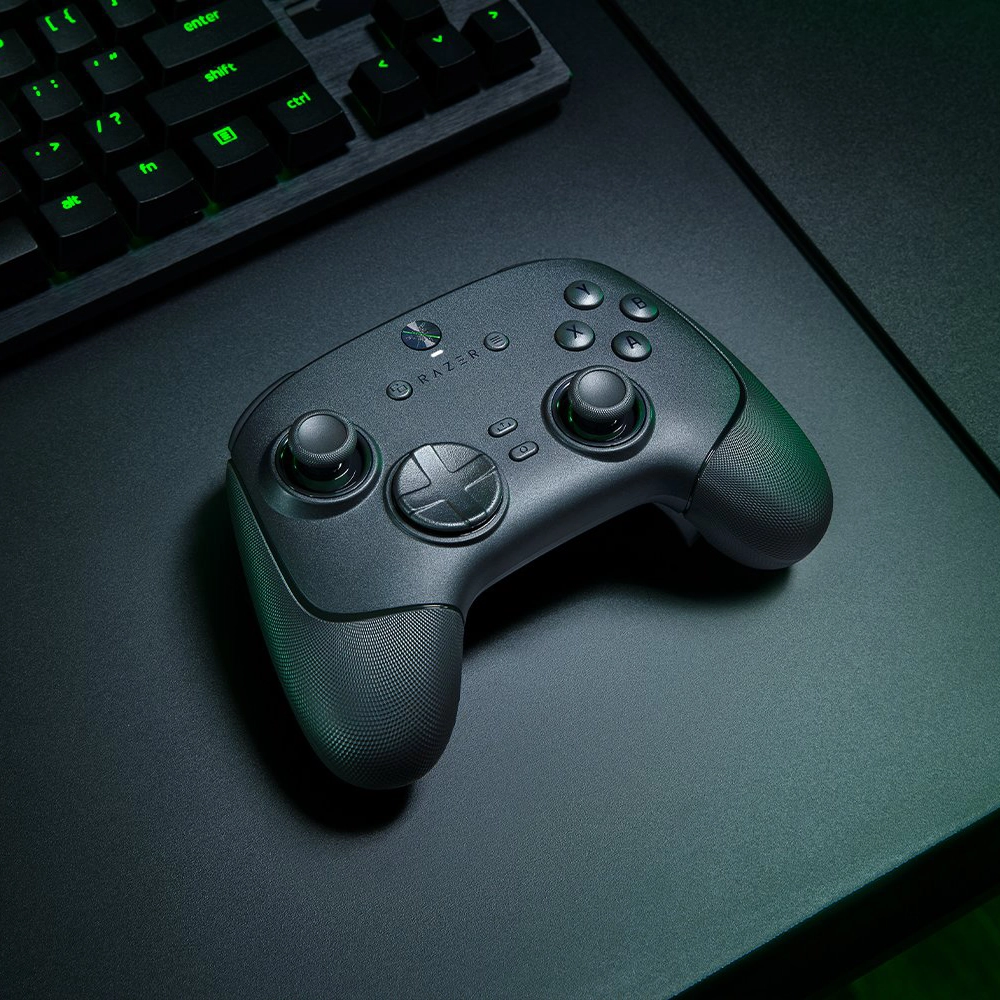 Razer Wolverine V3 Pro 8K Pc 2