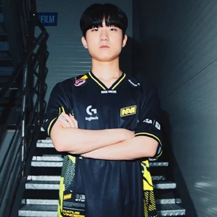 Navi Maillot 2026 Irl