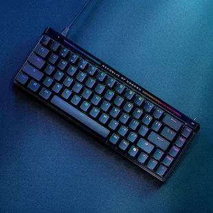 Clavier noir vue sur le côté