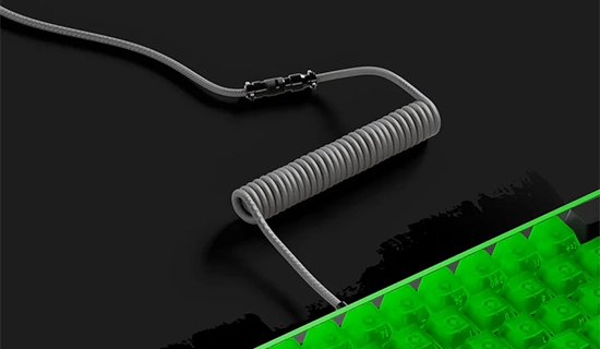 Câble spiralé gris avec clavier Tryhard vert