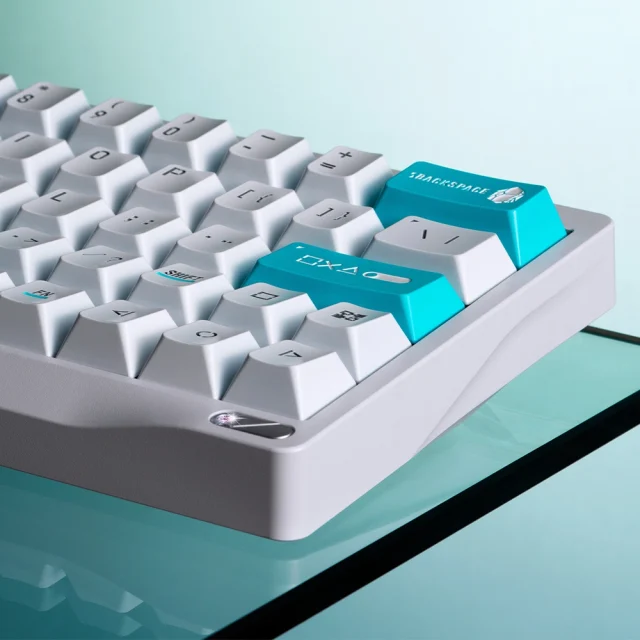 Chilkey SF60 HE Starburst White 2 Clavier Magnétique Chilkey Sf60 Blanc Bleu Vue Proche