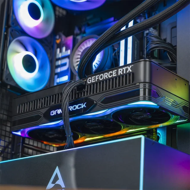 Flowup Ultimate - Rtx 5090 32Go - Amd Ryzen 9 9900X3D - 32Go Ddr5 - Ssd Samsung 990 Pro 2To